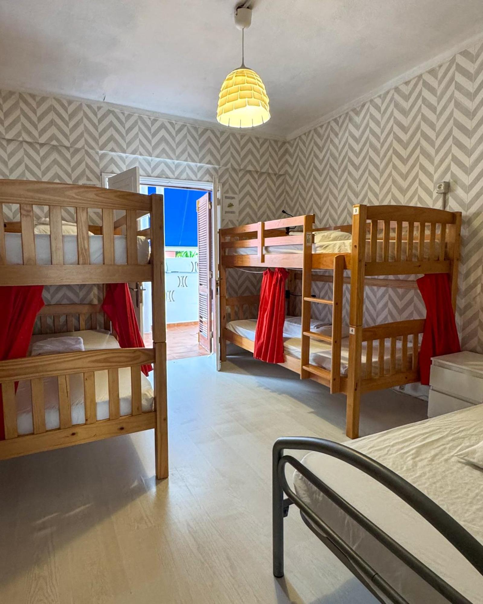 Tenerife Experience Hostel サンタクルスデテネリフェ エクステリア 写真